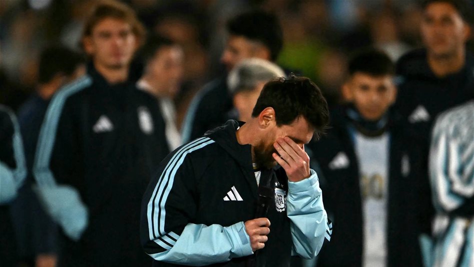 ميسي يودّع الأرجنتين برسالة مؤثرة: اللعب لمنتخب بلادي أجمل شيء