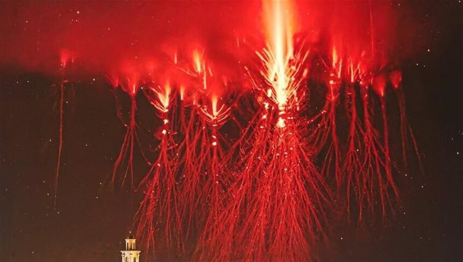 ظاهرة "الشبح الأحمر" تزين سماء فرنسا