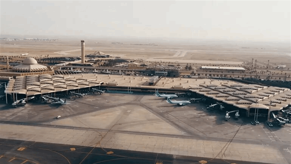 السعودية: مطار الرياض سيبقى مغلقاً