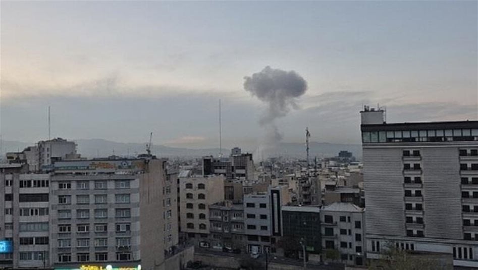 دوي انفجارات قرب سيريك وجزيرة قشم جنوبي إيران