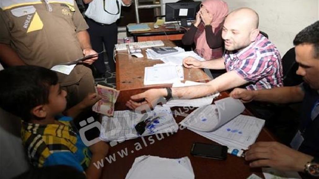 مجلس الانبار يكشف عن وجود فساد في توزيع المبالغ على الاسر النازحة