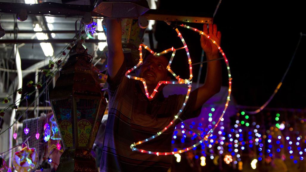 بالصور: أجواء شهر رمضان الكريم حول العالم