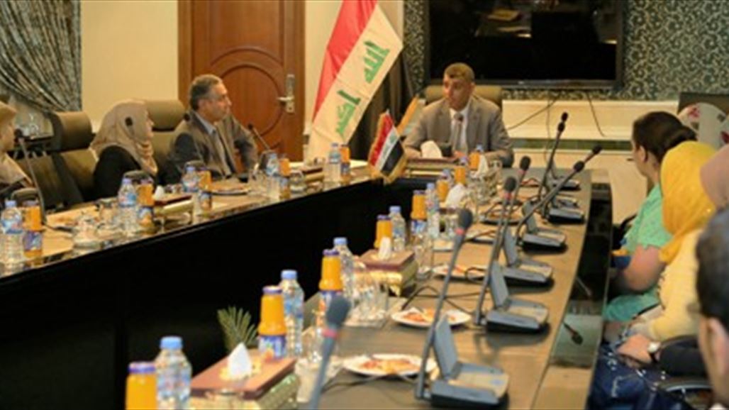 وزير الاعمار يوجه بتعيين الطلبة الاوائل من خريجي كلية الهندسة في جامعة بغداد