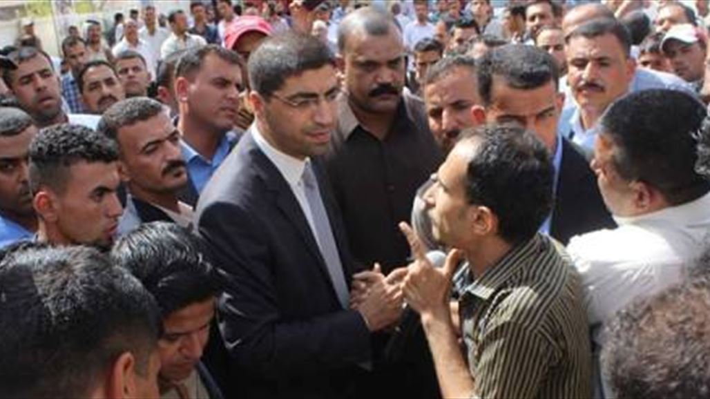 الديوانية تنقل الى العبادي مطالب متظاهرين في المحافظة بشأن قضيتي سبايكر والصقلاوية