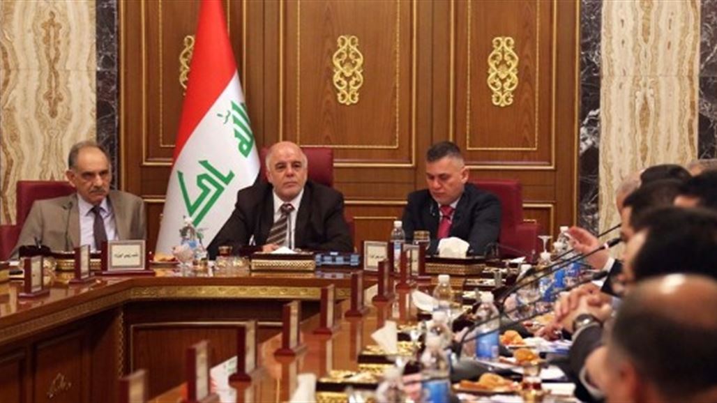 نائبة عن الأحرار تدعو العبادي لتحديد يوم من كل شهر للاجتماع في المحافظات