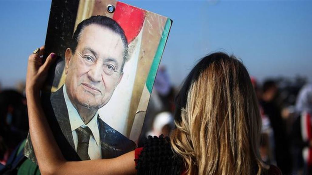 النائب العام المصري يدرس الطعن في براءة مبارك