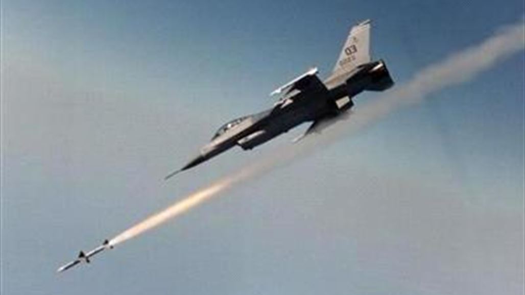 مقتل العشرات من عناصر "داعش" بقصف جوي غربي الرمادي