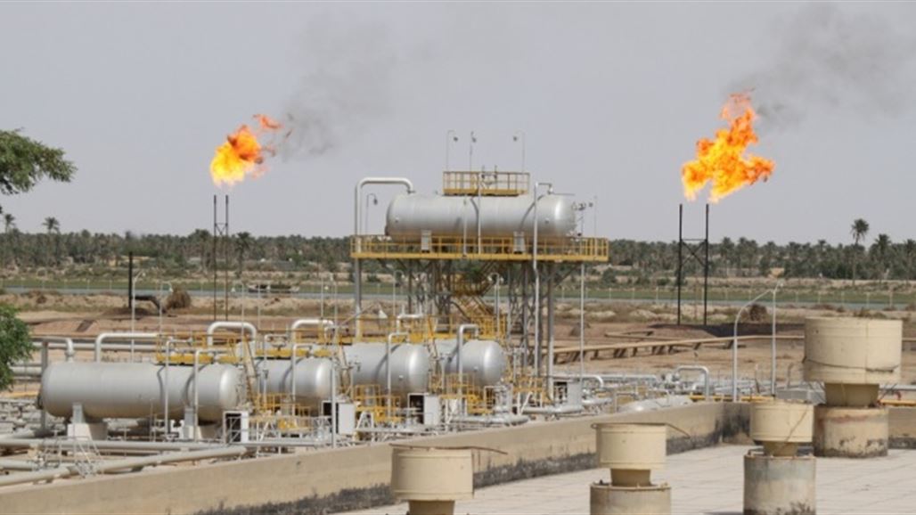 العشرات يتظاهرون قرب حقل مجنون النفطي في البصرة للمطالبة بتشغيلهم فيه