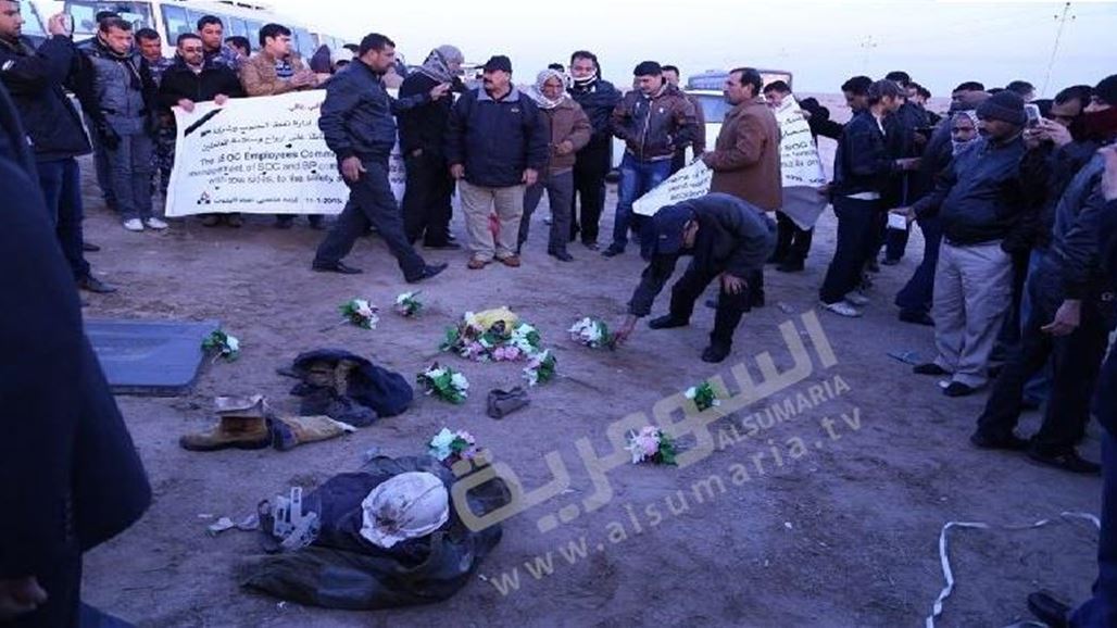 عاملون بحقل الرميلة ينظمون وقفة احتجاجية بعد مصرع تسعة من زملائهم بحادث سير