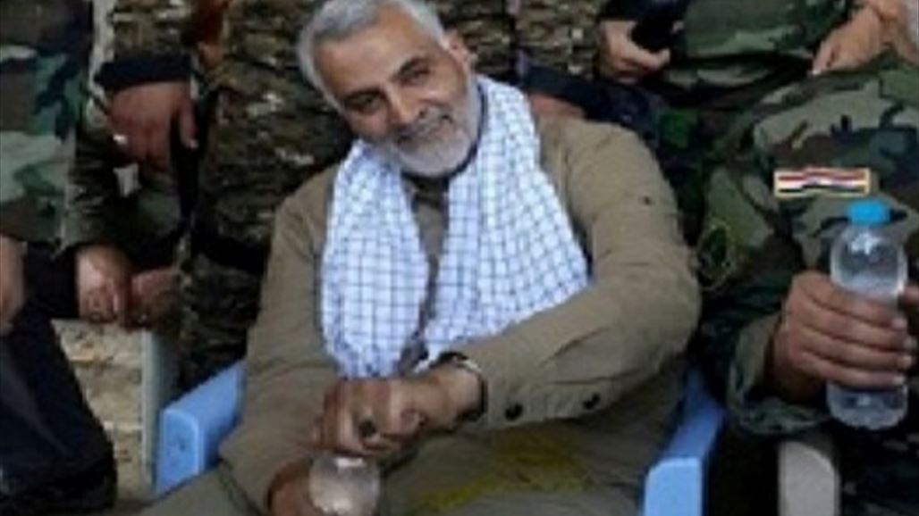 بالصور .. سليماني يزور جرحى الحشد الشعبي بإحدى مستشفيات طهران