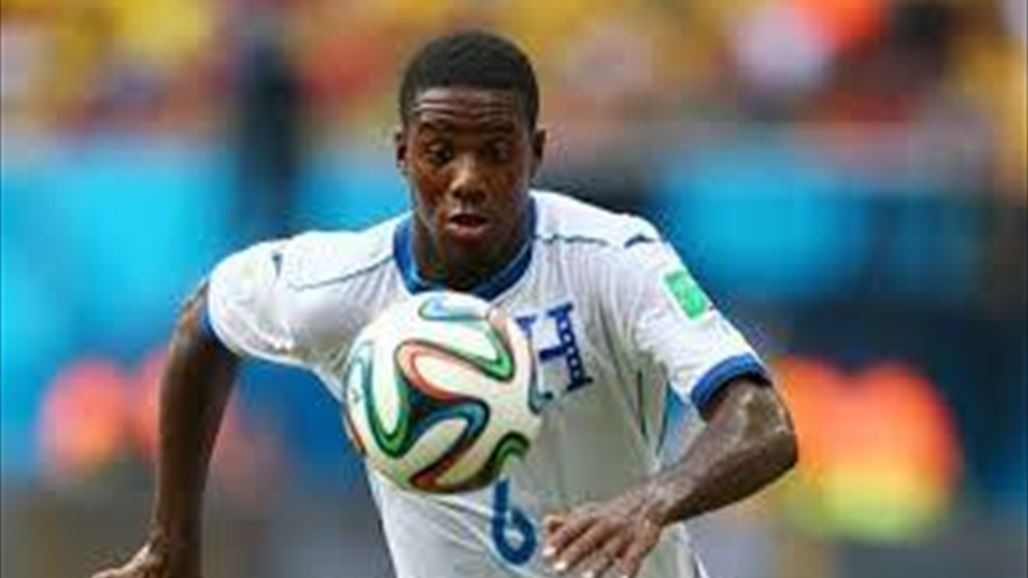 مدرب أثلتيك الإنجليزي يكشف عن إصابة لاعبه كارلوس بسرطان الدم