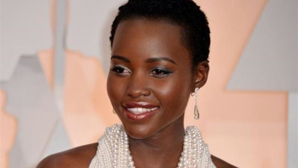 سرقة فستان مرصع باللؤلؤ ارتدته ممثلة خلال حفل الأوسكار