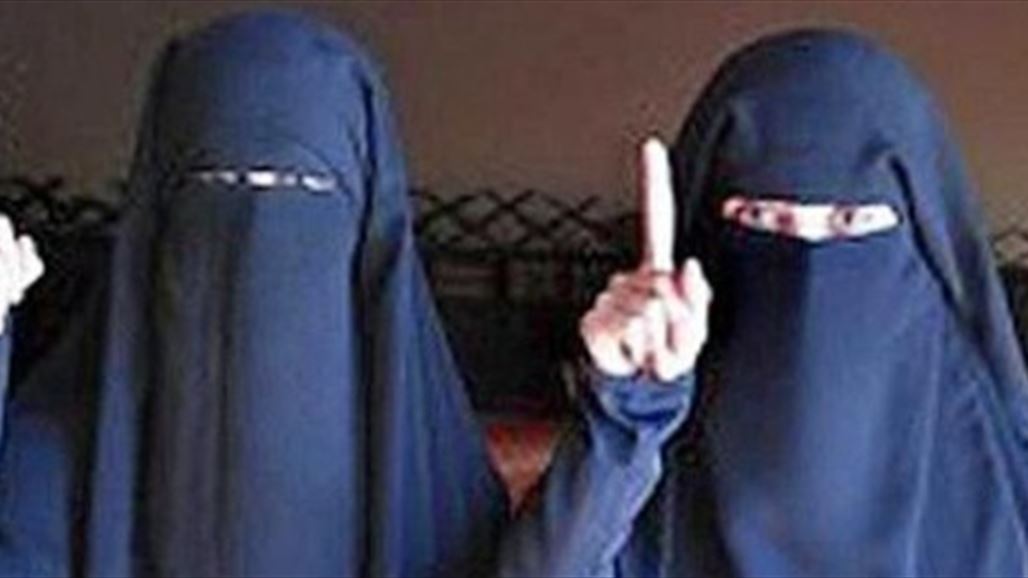 صحفية فرنسية تخترق صفوف "داعش" وتكشف طرق التنظيم بتجنيد الأوروبيات