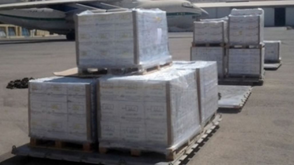 ذي قار تعلن إطلاق شحنة مساعدات إنسانية للنازحين محتجزة في مطار بغداد