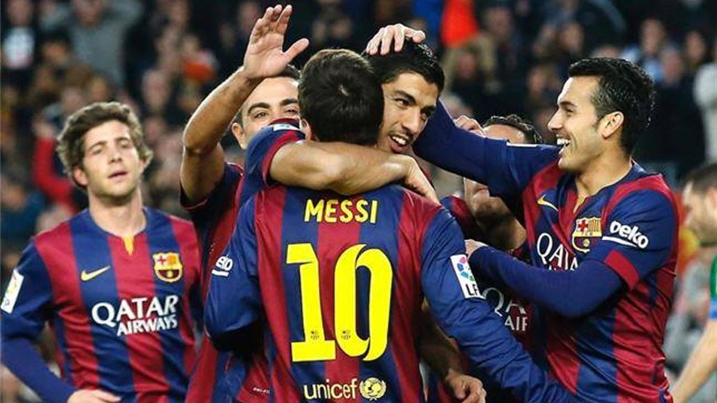 برشلونة يقتنص صدارة الليغا بفوز كاسح على رايو فايكانو وميسي يعادل أهداف رونالدو