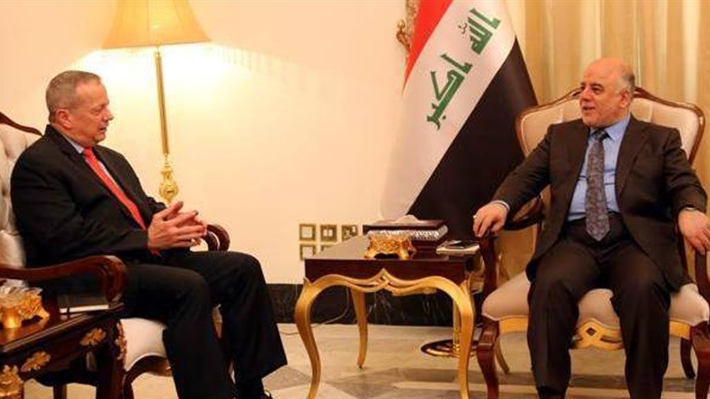 العبادي يبحث مع مبعوث التحالف الدولي الانتصارات المتحققة على تنظيم "داعش"