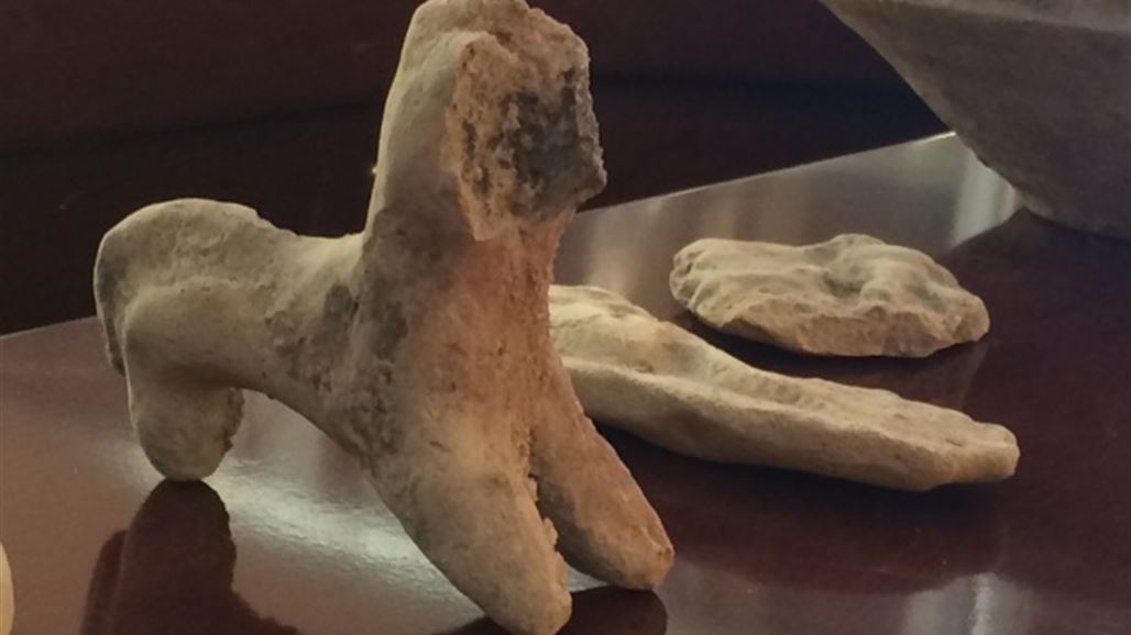 آثار النجف تتسلم 43 قطعة اثرية من مواطن تعود لفترة "المناذرة"