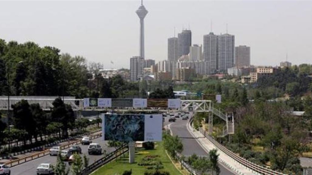 طهران تستبدل شعارات "الموت لأميركا" بلوحات عالمية ومحلية