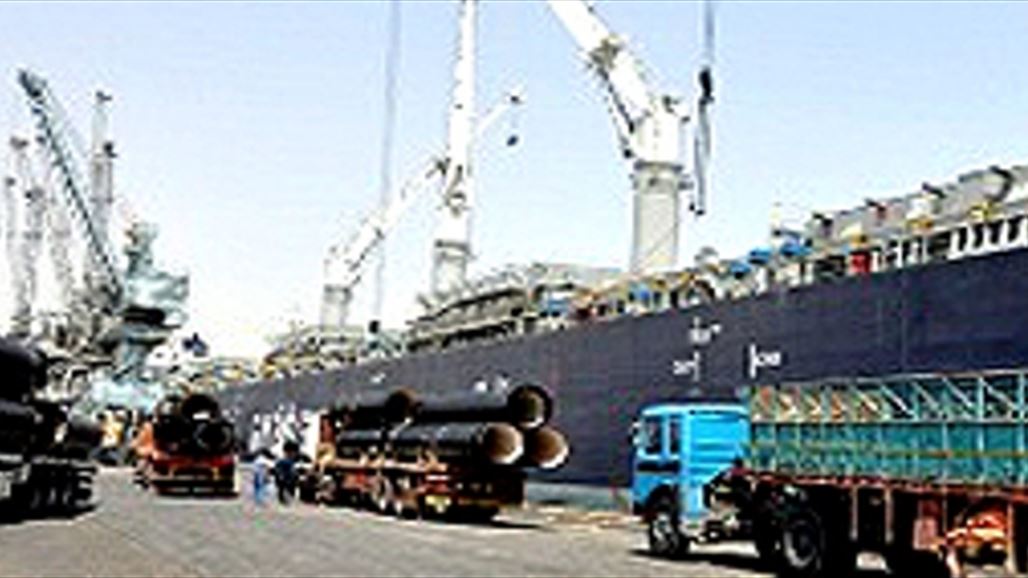 ضبط مئات الأنابيب المستوردة لماء الموصل بعد إخراجها من ميناء أم قصر بوثائق مزورة