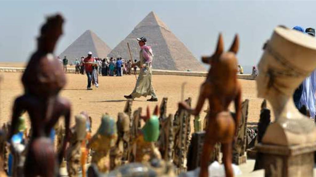 إغلاق مطعم مصري رفض دخول سعوديين بـ"الجلباب"
