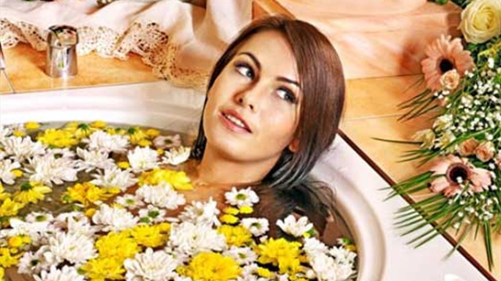 3  خطوات لتنعمي برائحة منعشة طوال الصيف