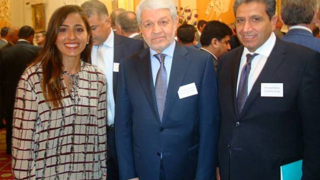 اول امراة عراقية تقود طائرة مدنية بعد نجاحها بالفصول التدريسية