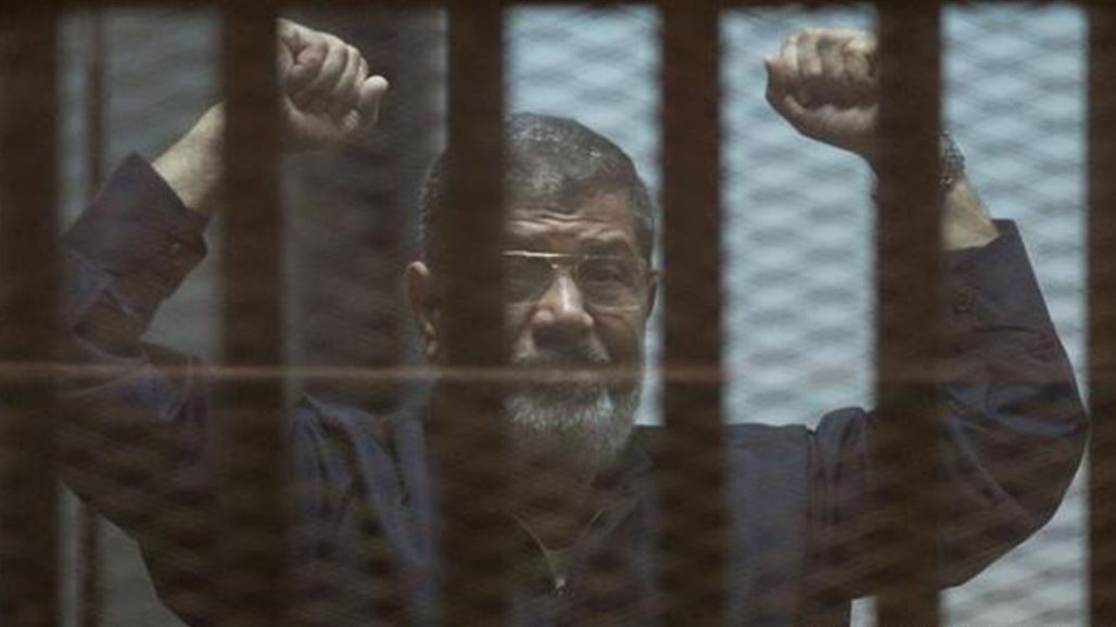 واشنطن "قلقة" حيال الحكم بإعدام مرسي وتصفه بالمسيس