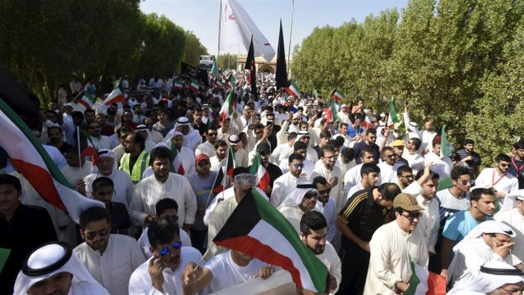 اعتماد تشريعات أمنية جديدة في الكويت وأميرها يأمر بإصلاح مسجد الامام الصادق