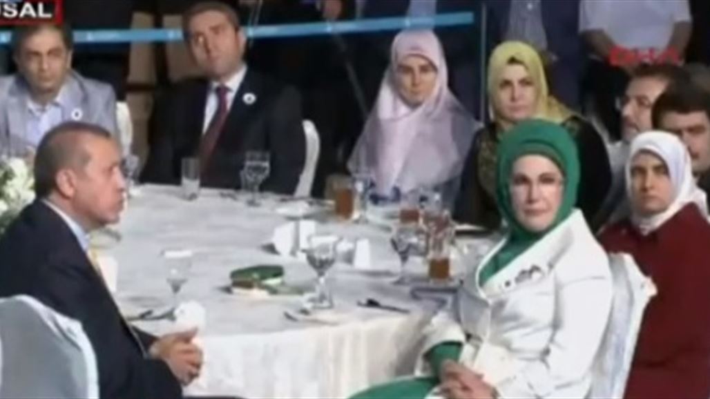 اردوغان يرد بعنف على غول الذي نصحه بمراجعة سياسته الخارجية