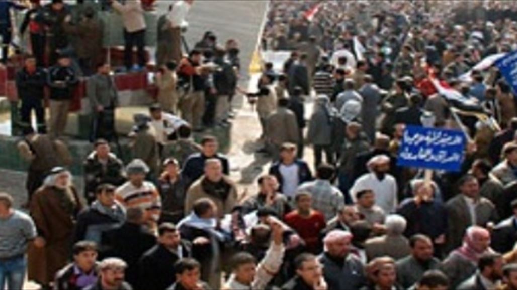 ذي قار توجه دوائرها وتخاطب مجلس الوزراء والبرلمان لتلبية مطالب المتظاهرين
