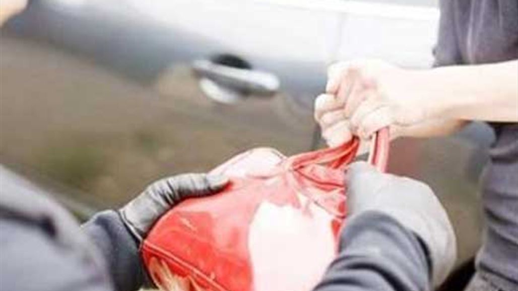بالصورة: طريقة جديدة لسرقة الحقائب