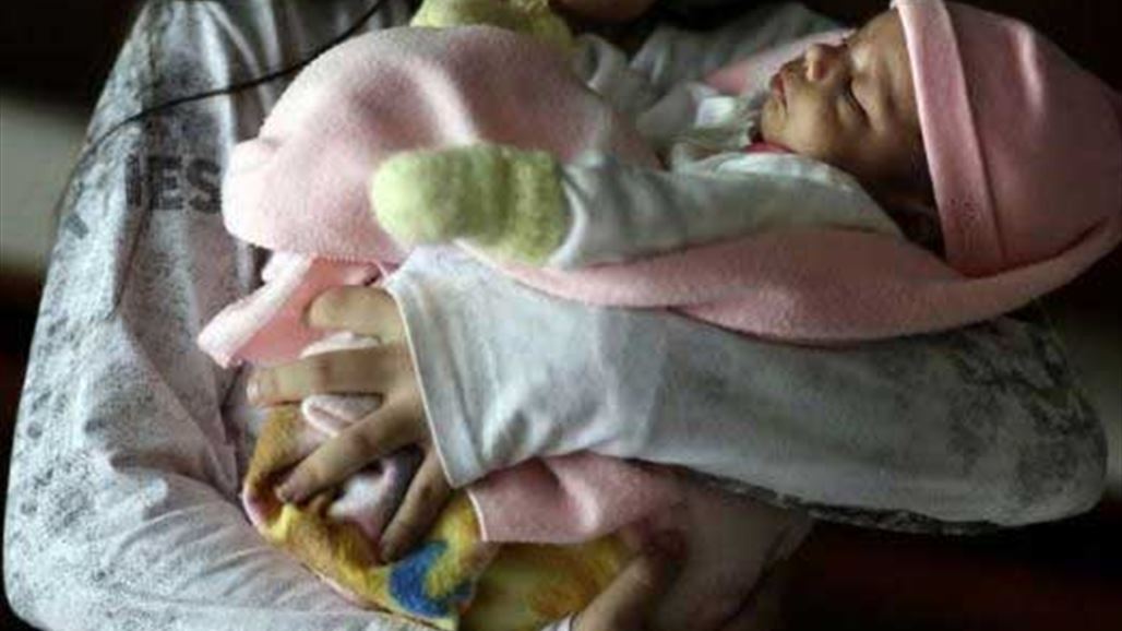 طفلة تضع مولوداً بعد أن اغتصبها زوج أمها