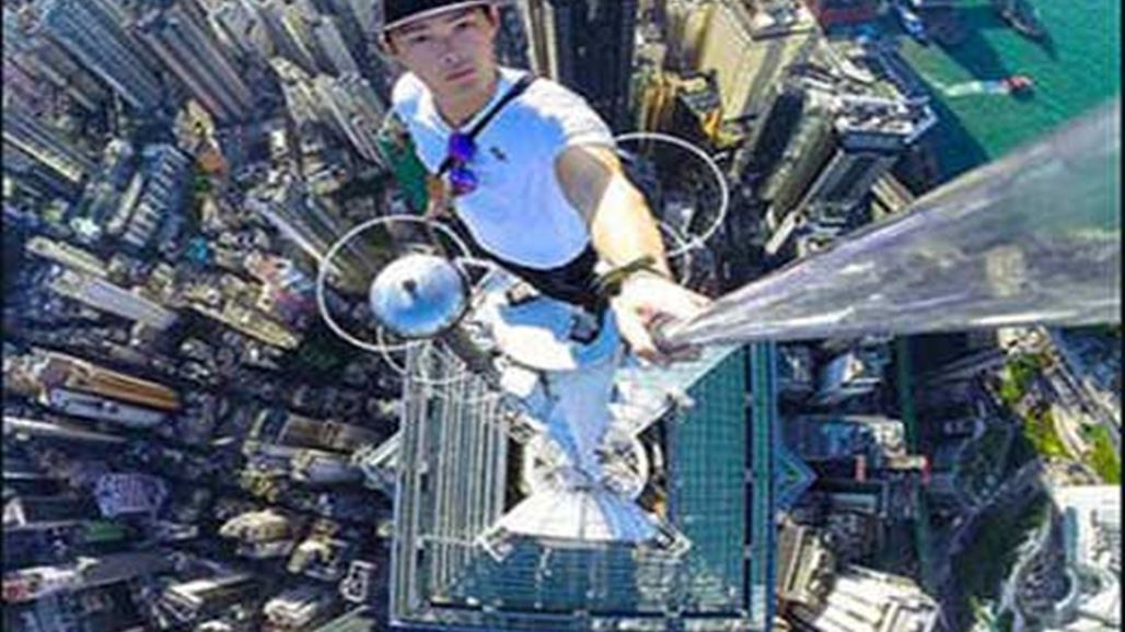 بالصور: يصعد أعلى الأبراج في العالم بيديه العاريتين