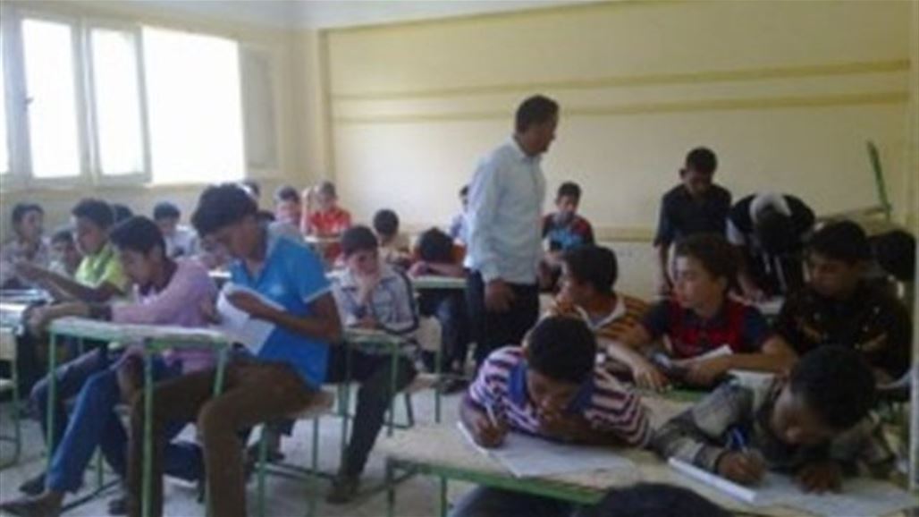 التربية تسمح للطلبة المشمولين بالغش الجماعي باعادة الامتحان في كافة المواد
