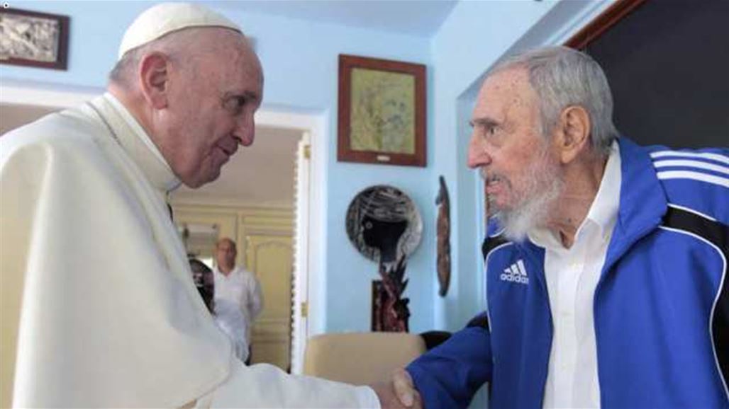 البابا فرنسيس يلتقي كاسترو في هافانا