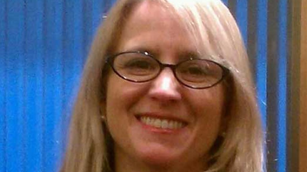 عناق مع عمّته كاد أن يكلفه 127 ألف دولار