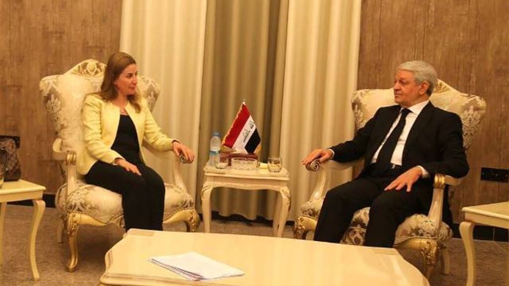 دخيل للزبيدي: بياني الأخير لا يعنيكم لكن البعض فسره بأنه استهداف للوزير