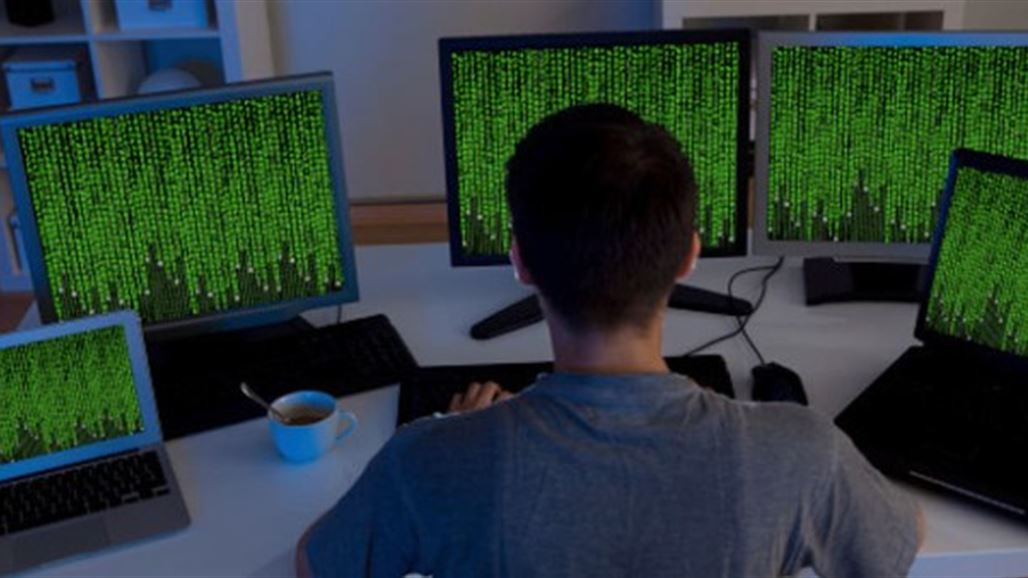 طالب يخترق البريد الإلكتروني لمدير الـ"سي آي إيه"