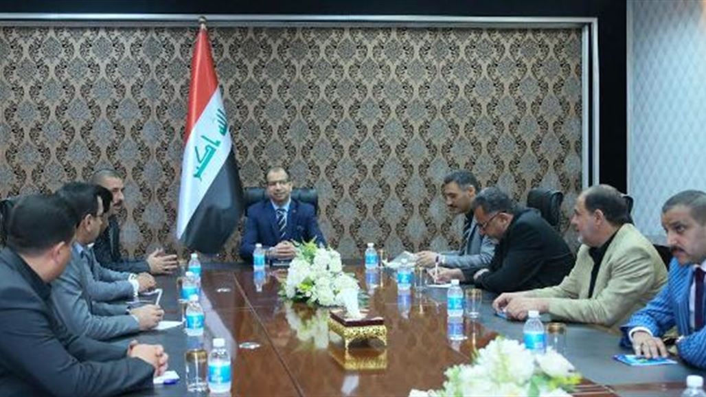 الجبوري يؤكد أهمية ترسيخ مبدأ اللامركزية في العمل بين المحافظات والمركز