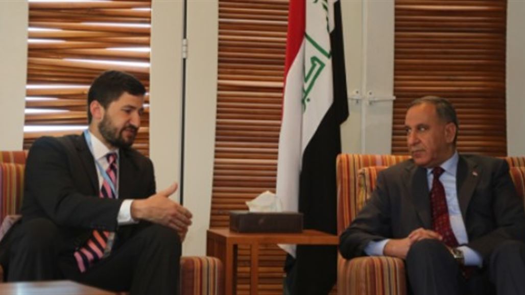 وزير الدفاع يلتقي مسؤولاً أميركياً رفيعاً على هامش مشاركته بمنتدى حوار المنامة