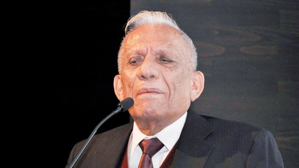 وفاة الشاعر عبد الرزاق عبد الواحد في باريس