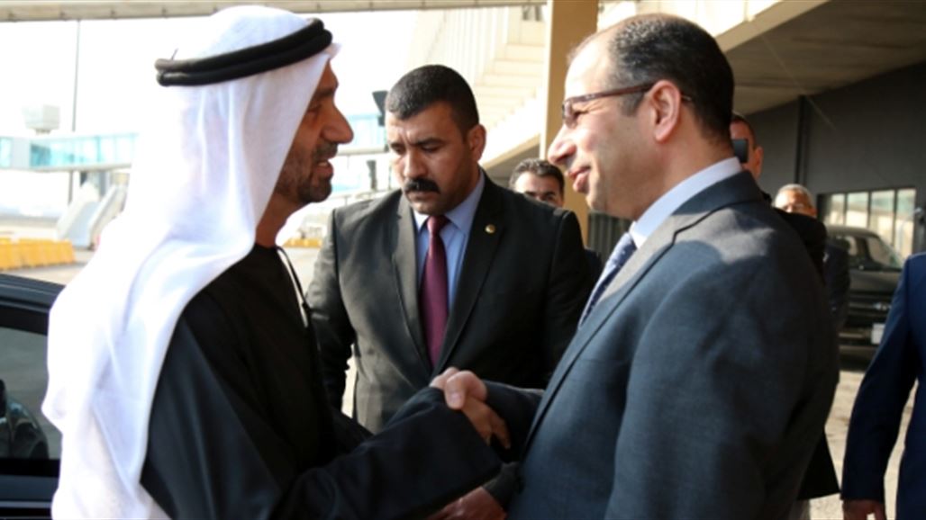 الجبوري يستقبل رئيس البرلمان العربي في مطار بغداد