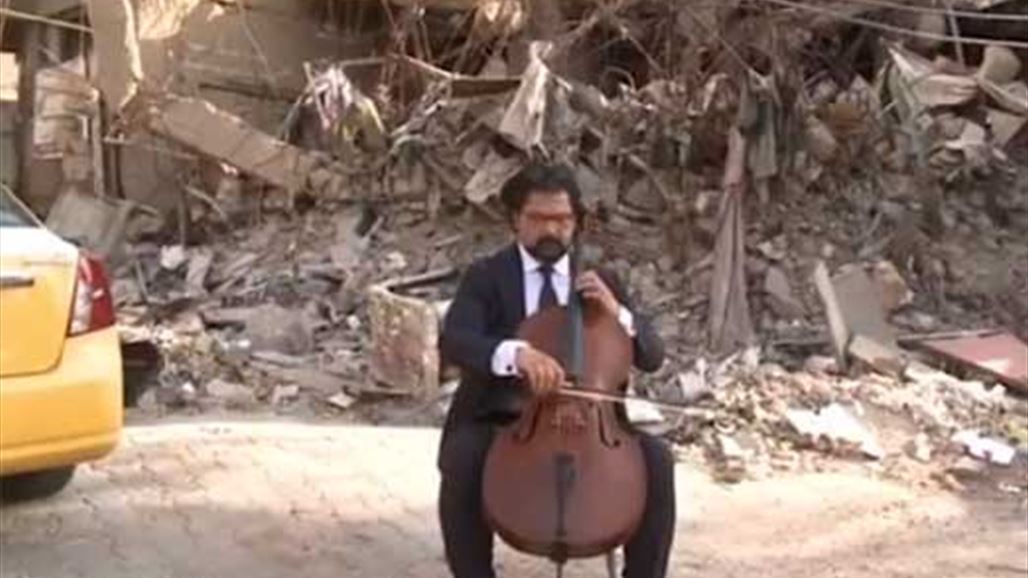 العراقي كريم وصفي يحارب الإرهاب بآلة تشيللو