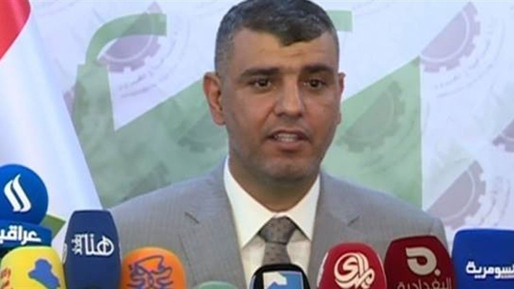 وزير الصناعة يعود لممارسة مهام عمله بعد تماثله للشفاء
