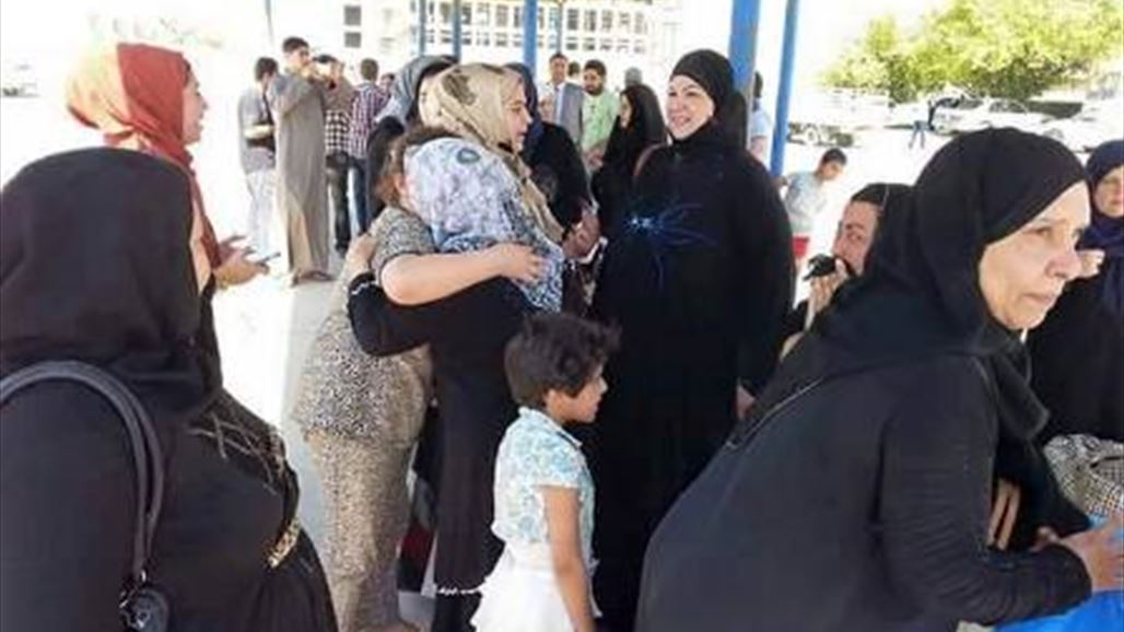 عودة أكثر من 100 اسرة نازحة الى قرية منصورية الجبل شرق بعقوبة