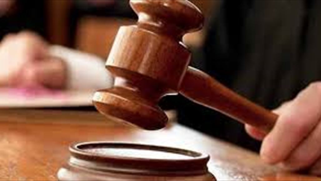 جنايات واسط تحكم بالسجن 49 سنة لضابط ومفوض بالشرطة اختلسا مبالغ كبيرة