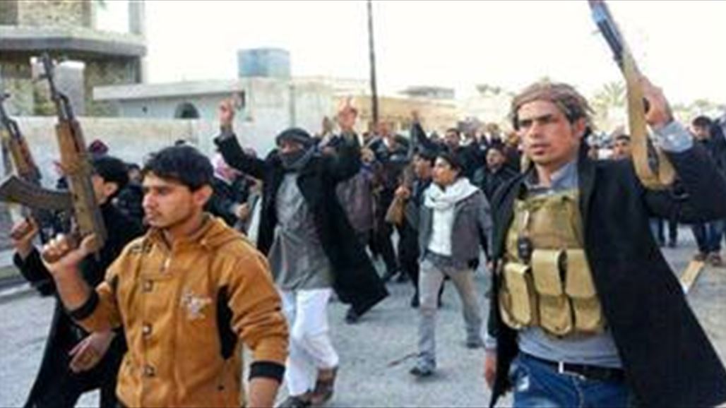 الحشد العشائري ينظم استعراضا شرق بعقوبة بمناسبة الذكرى الاولى لمعركة التحرير