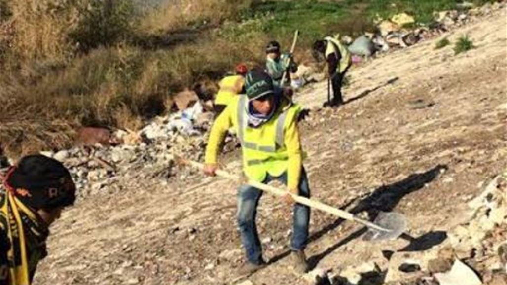 أمانة بغداد تتخذ إجراءات "رادعة" بحق معامل ترمي مخلفاتها على ضفاف دجلة