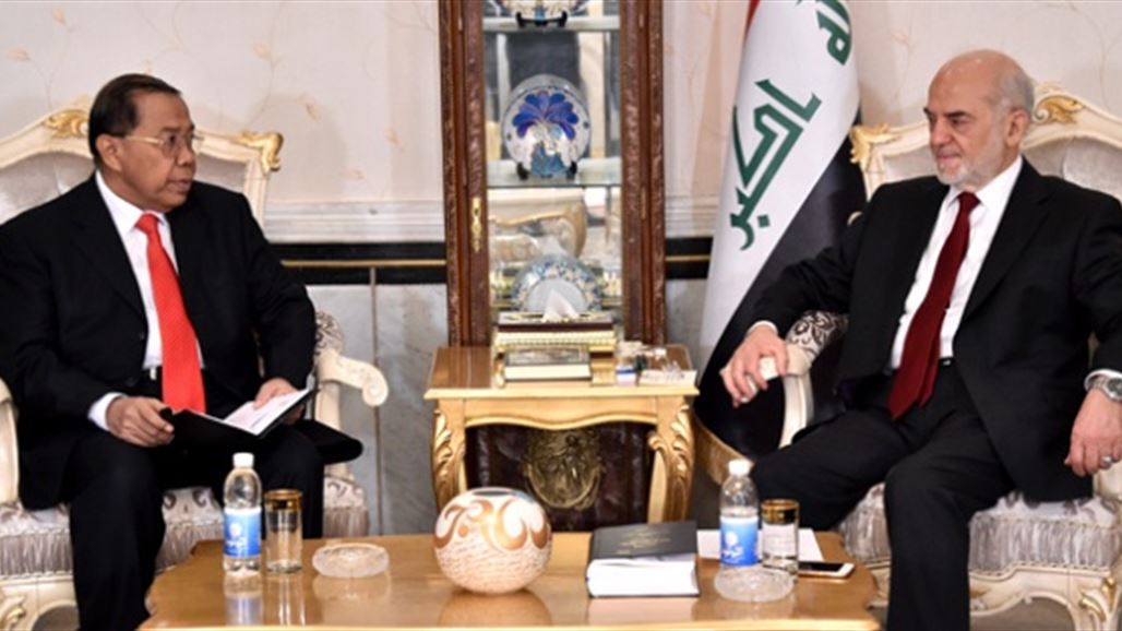 الجعفري يدعو لرفع الفيزا للجوازات الدبلوماسية بين العراق واندونيسيا