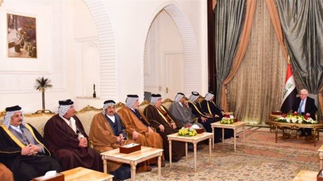 معصوم يدعو لملاحقة مثيري "الفتن العشائرية" وسحب الأسلحة المتوسطة والثقيلة وحصرها بيد الدولة